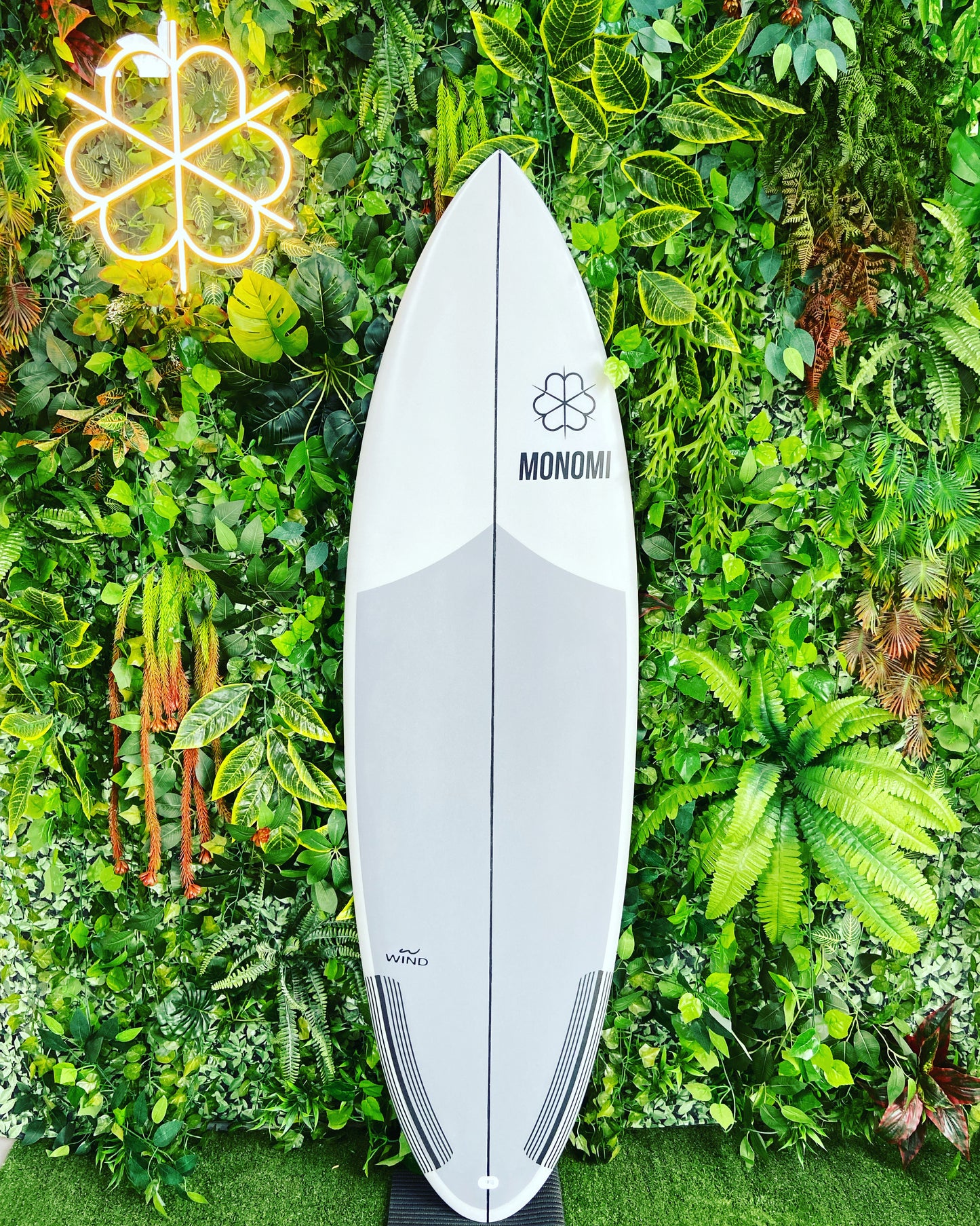 SHORT BOARD WIND